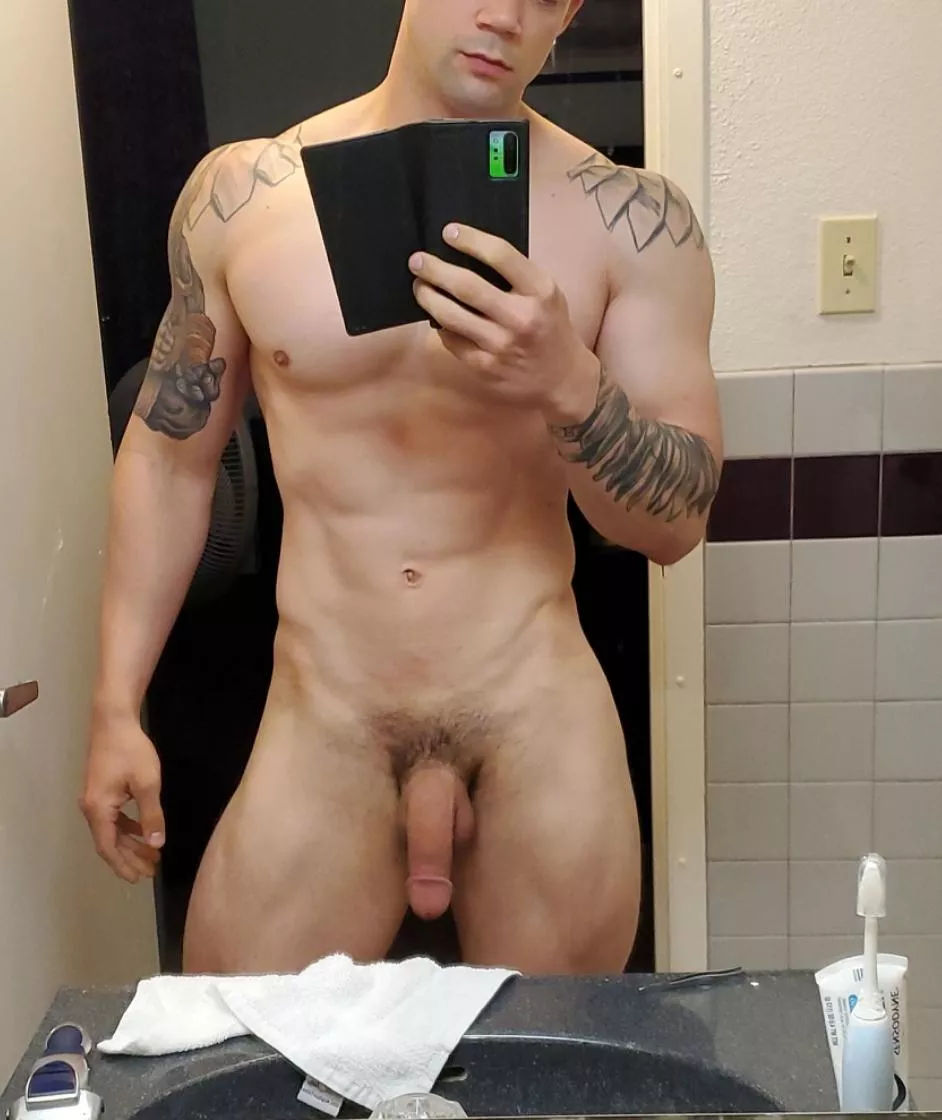 It's times like these I realize I need a tan (M31)