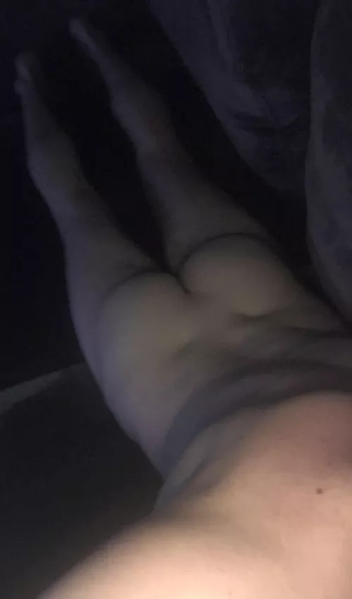 Need my little ass filled up 😈