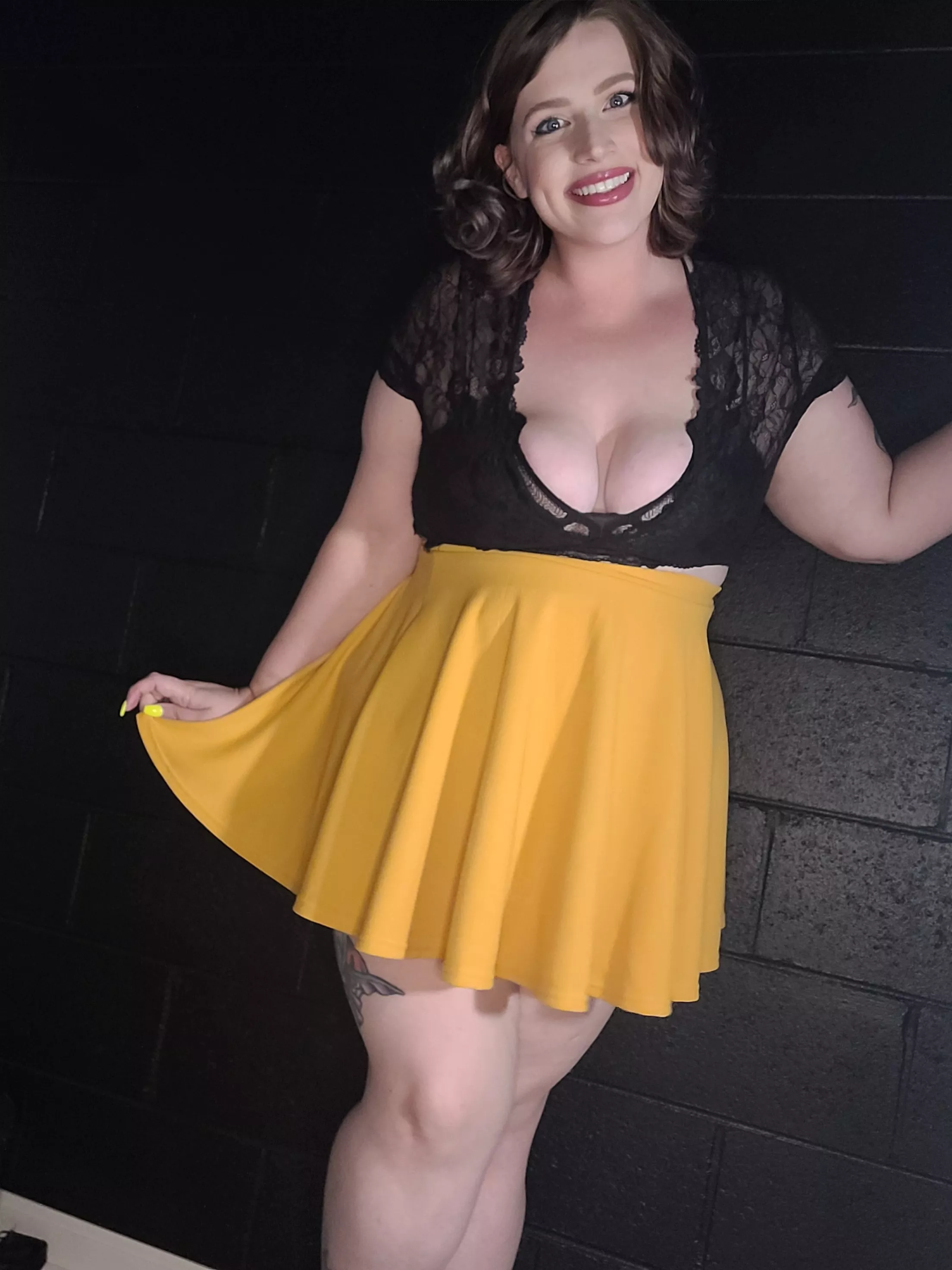 ok, so I know this is a bit more mild than normal, but I felt sexy