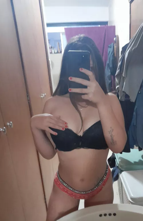 [Selling]🔥(20) years old [F] 🐇 latina lady looking for my SD♦️ (custom pics and vids 📸, private cam and sex tapes , sexting or GFE 🎀 ) i can verified ✔ Kik : Fanimendez_20 Snapchat : fanimendez354 (ONLY PAYPAL🤑)