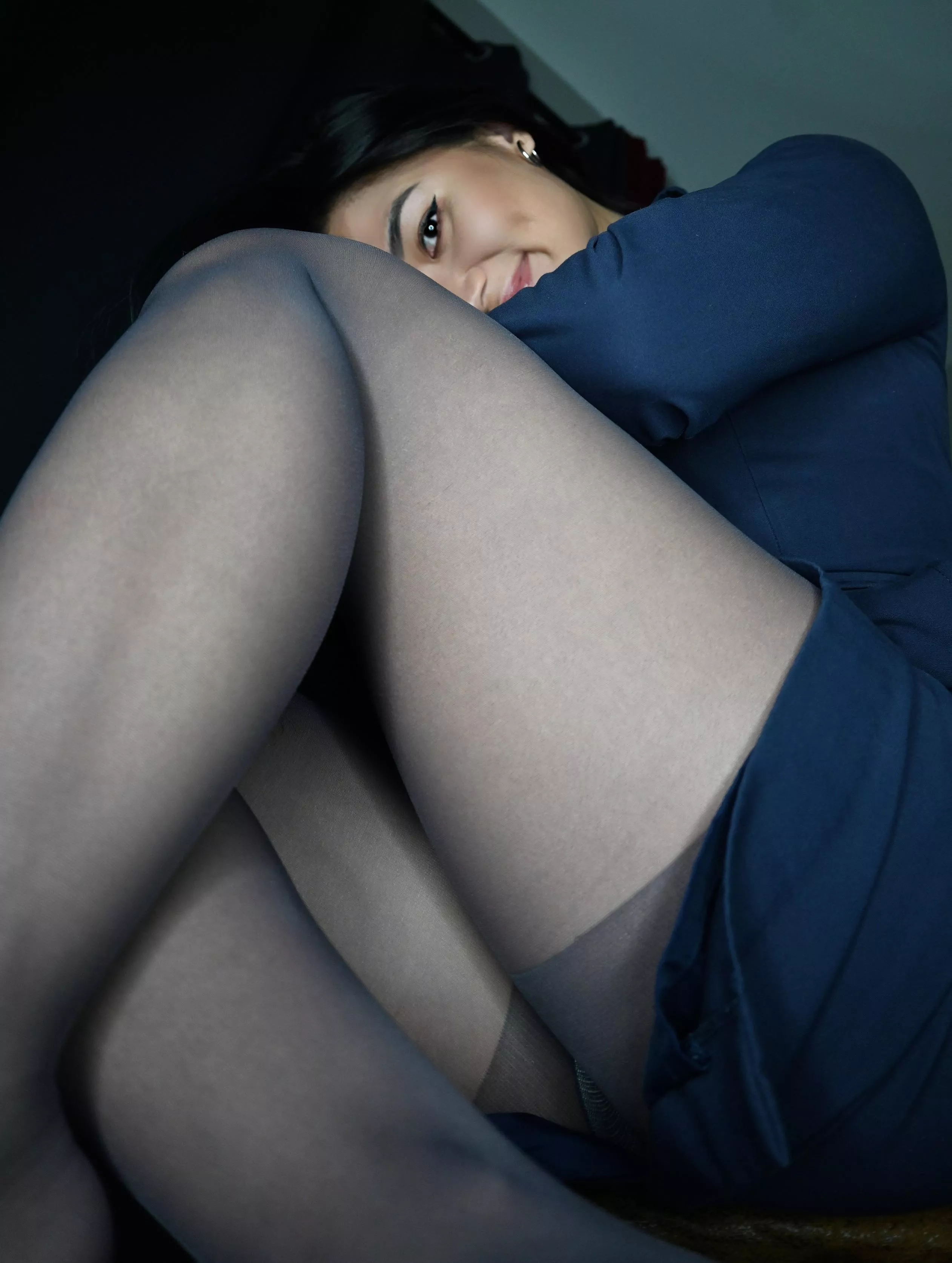 Sheer gray pantyhose 🖤