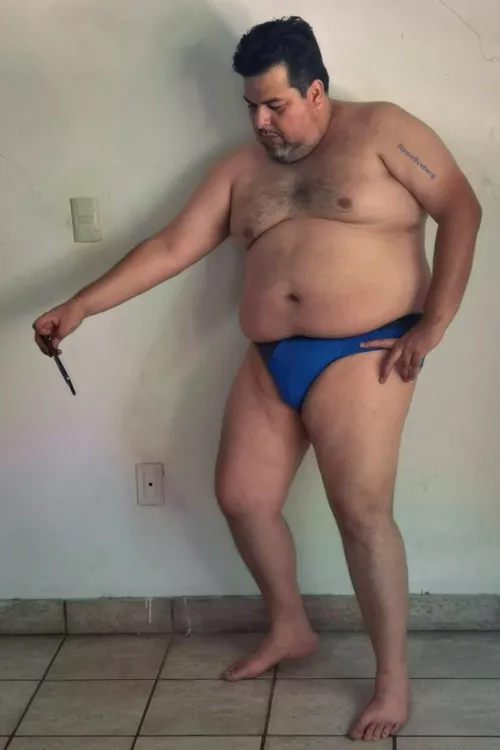 Taking selfies, trying to get the best angle.📸