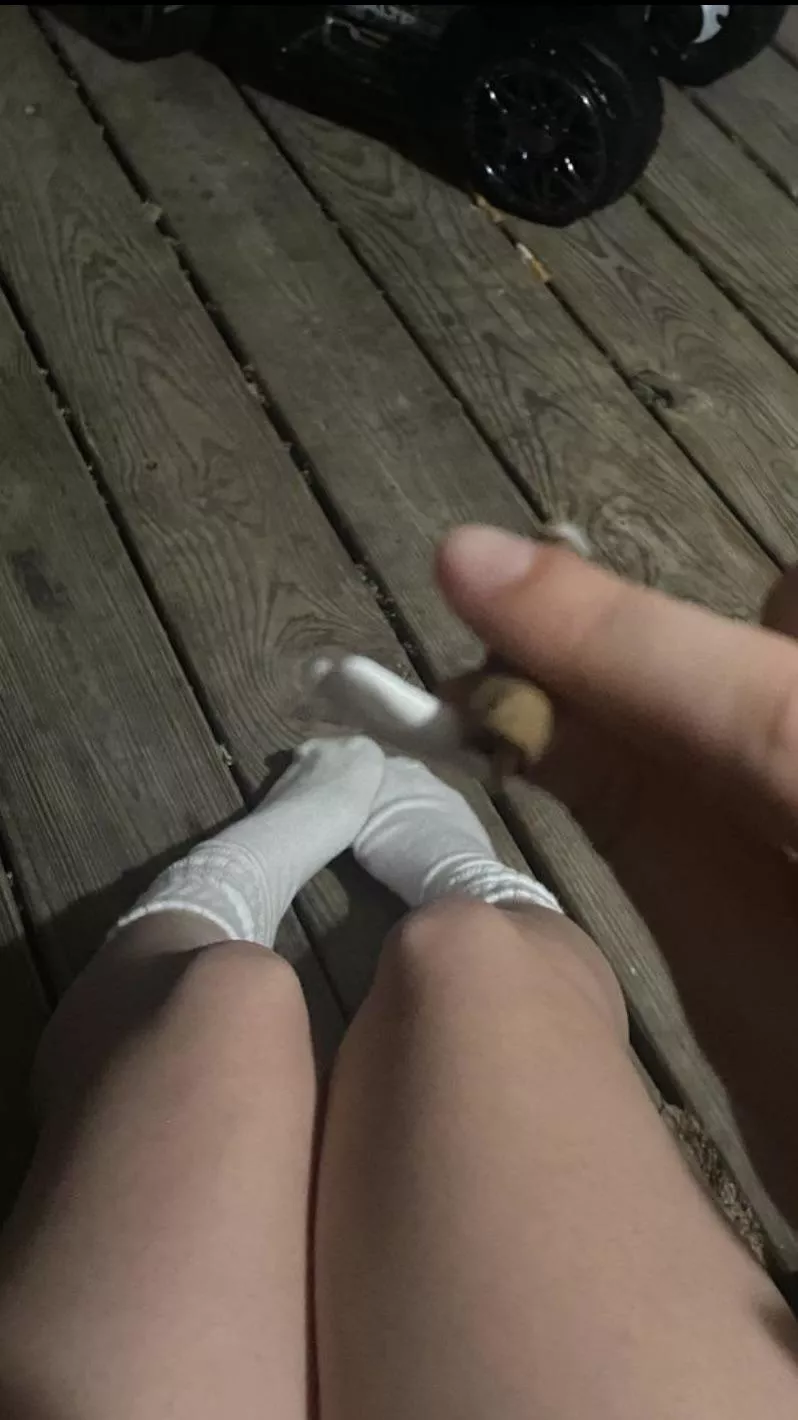 Video calls and custom pics ;) todays special