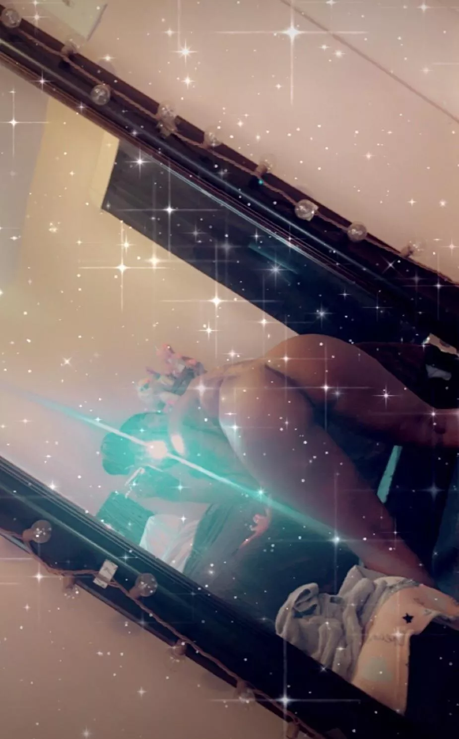 was just requested to bend my black ass over and present my n….r butt 😽😽 kik: yayasonasty