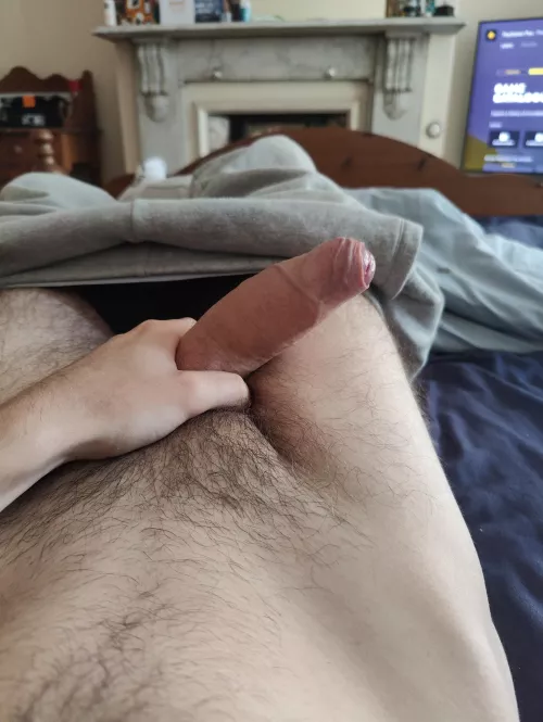 23[m4f] Got some time to kill before work, looking for a kinky, submissive girl to be my toy! 😈 Snap: AlwaysHorny1325