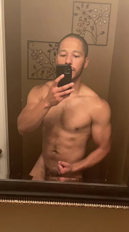 After a workout all I want is to be worshipped