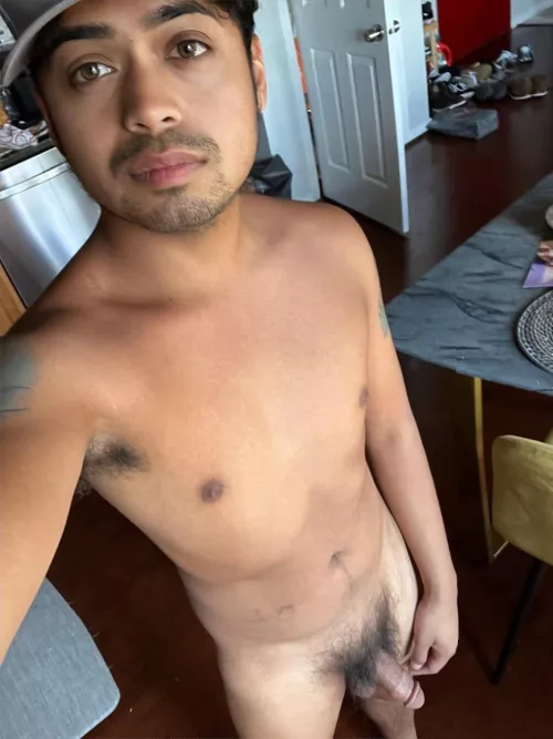 Cut Asian/Latino, yes we exist 😉