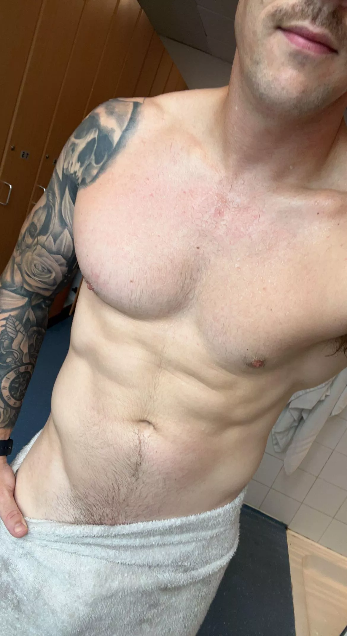 First one on. Hope you’re all well 🔥👀