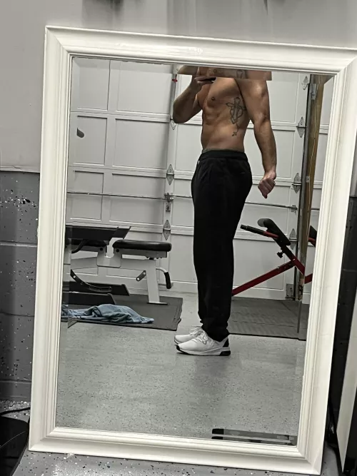 Flexin Friday 💪 [m]