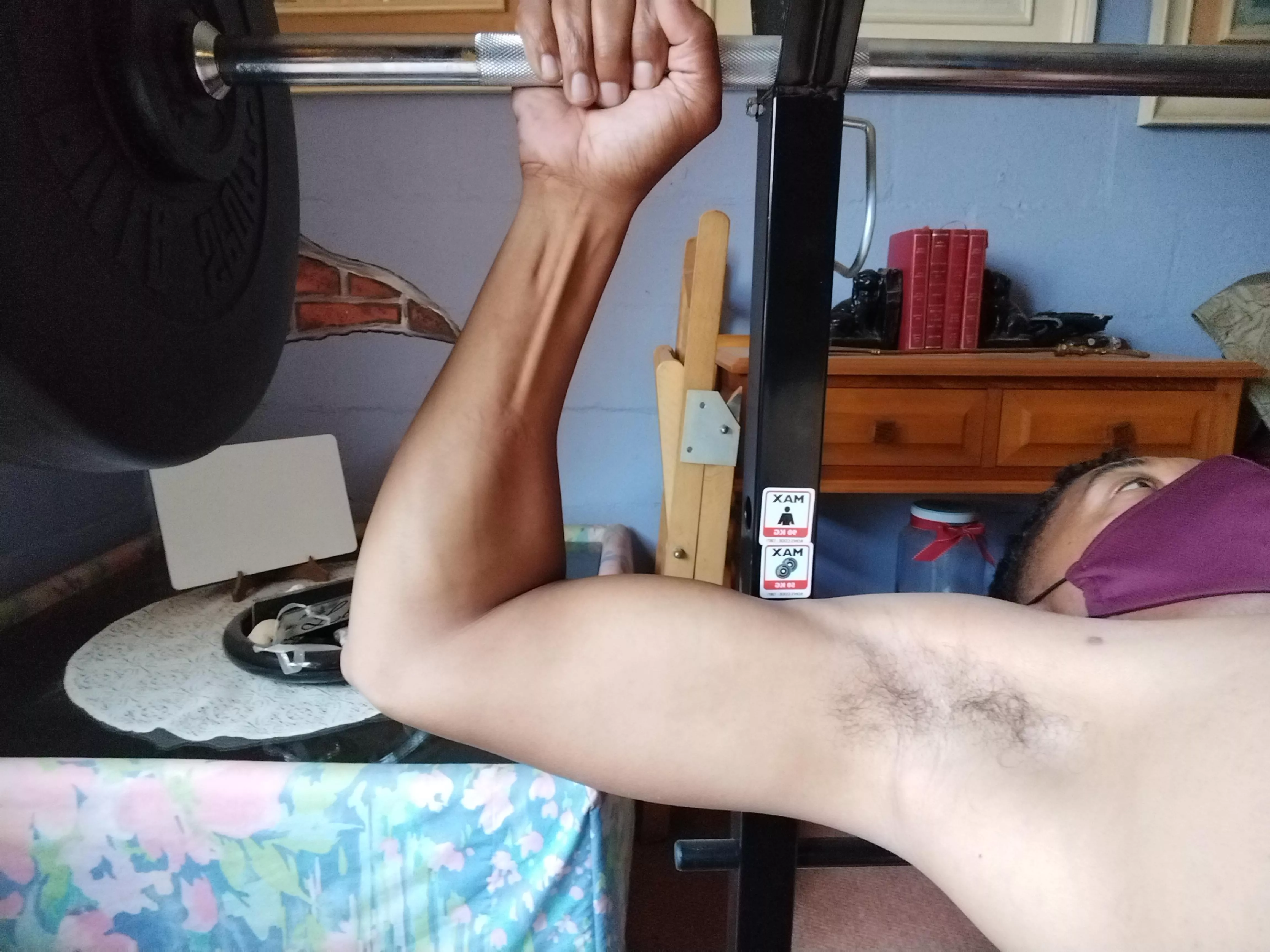 Gym session done , need a face in these armpits