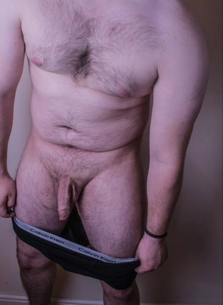 Happy Friday ;) could sure use some curvy company [M] [36]