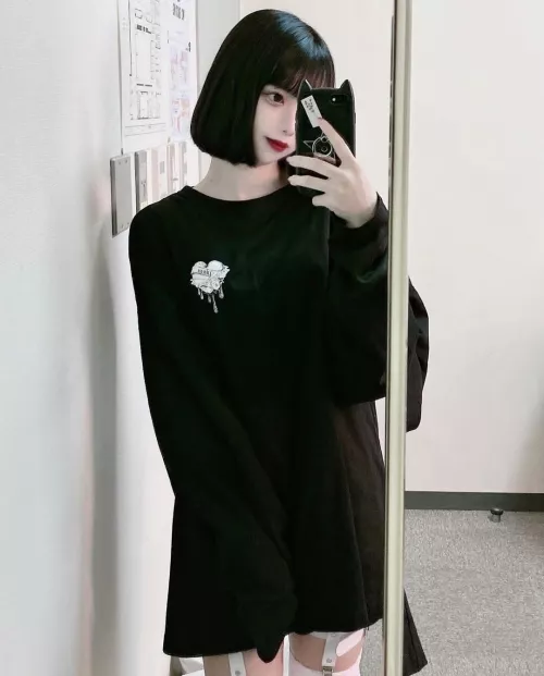 Planning to dye my hair to blonde! what do you think about it?😊