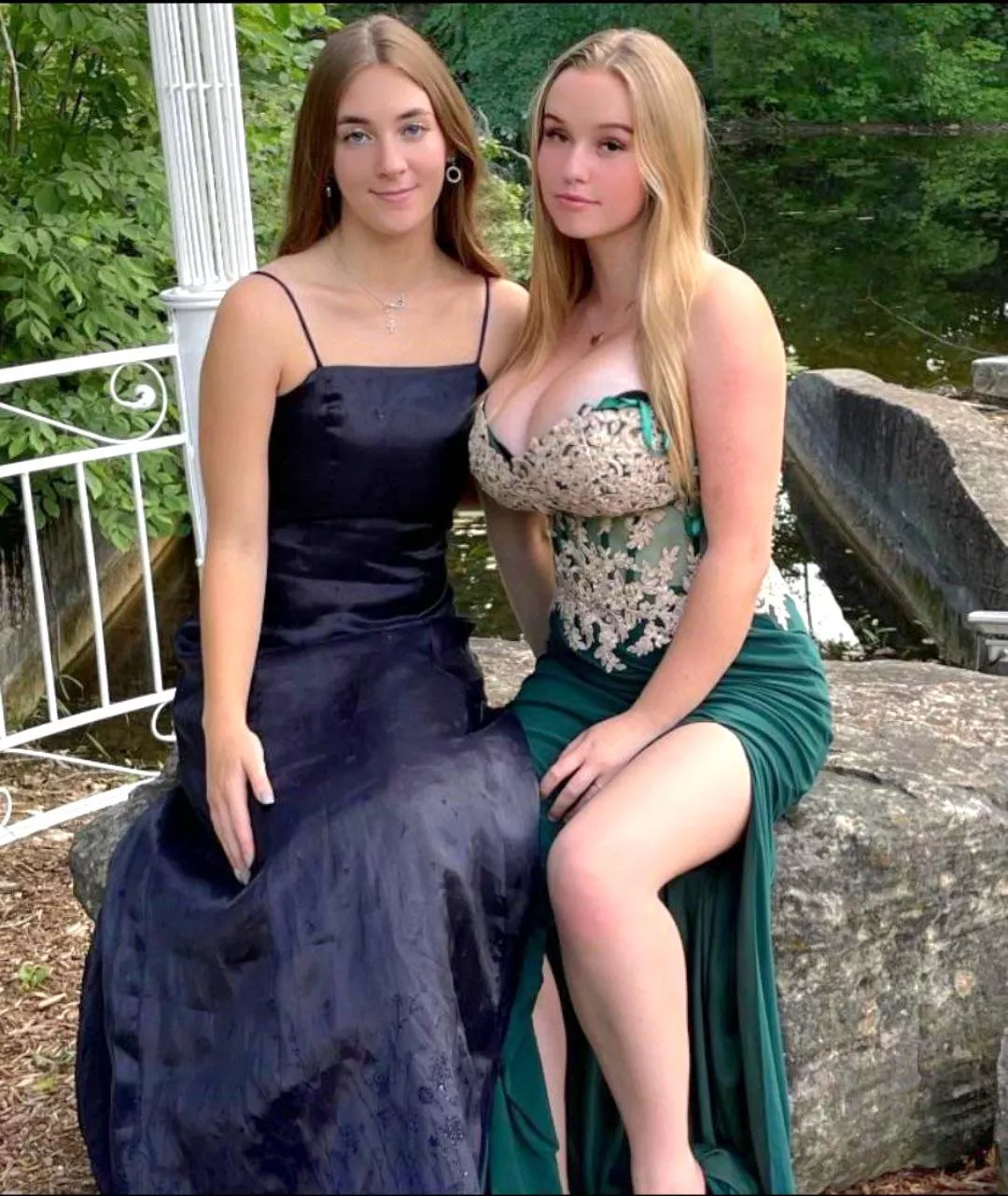Rank these two young hotties in their prom dresses👍