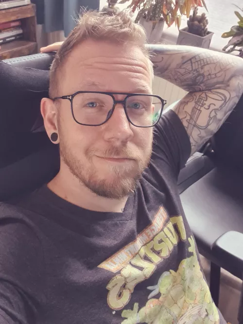 Weekend! Time for D2R and FF14. Also waiting for the full release of vampire survivor 🦇