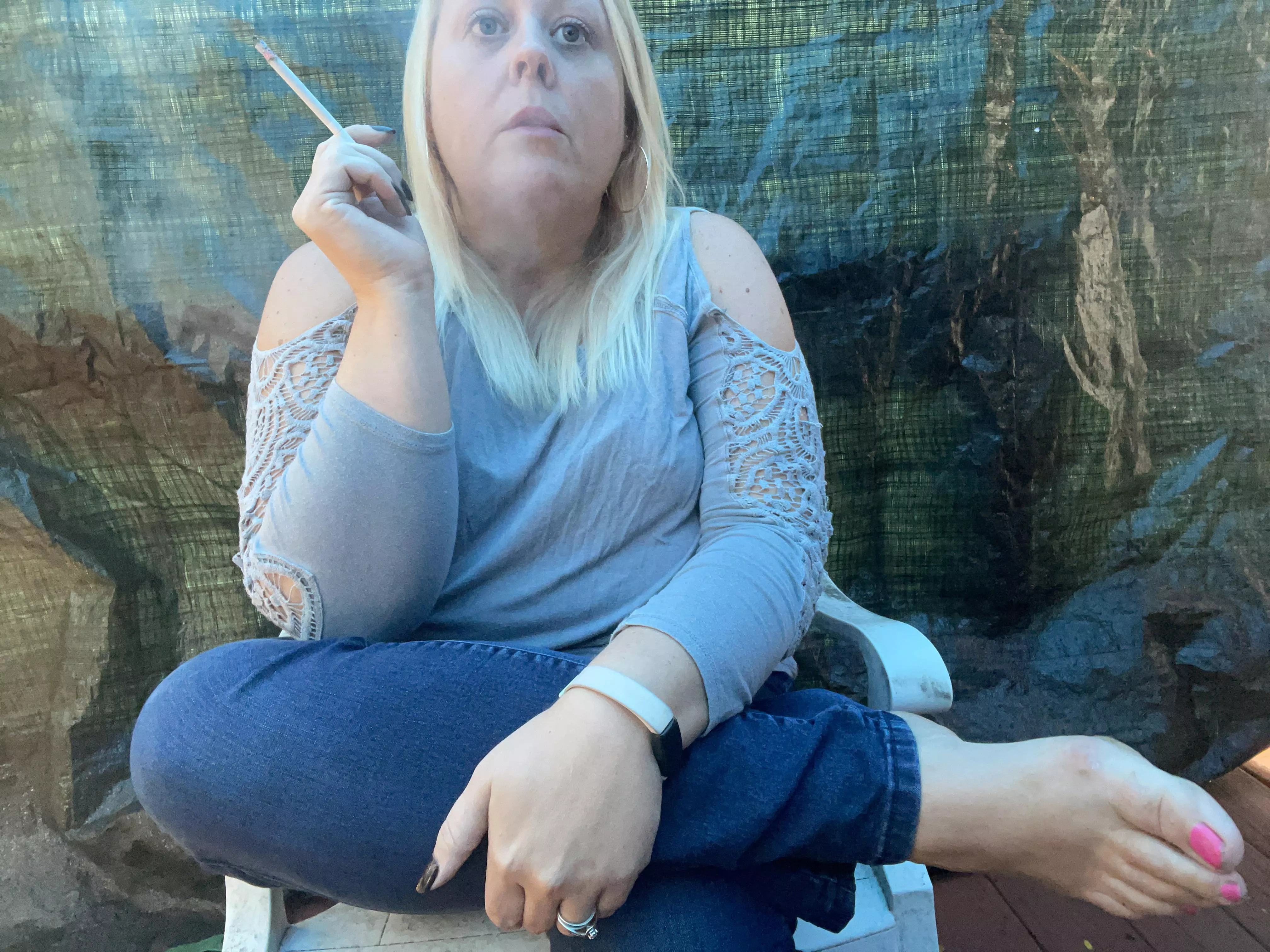 Who wants to have a morning cigarette?