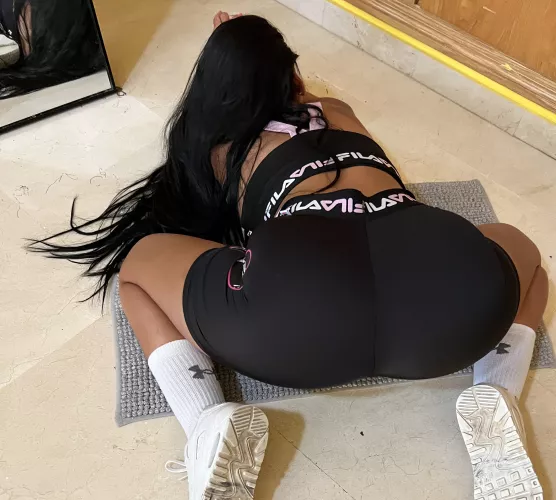 You can pull on my hair while you fuck me from behind ;)