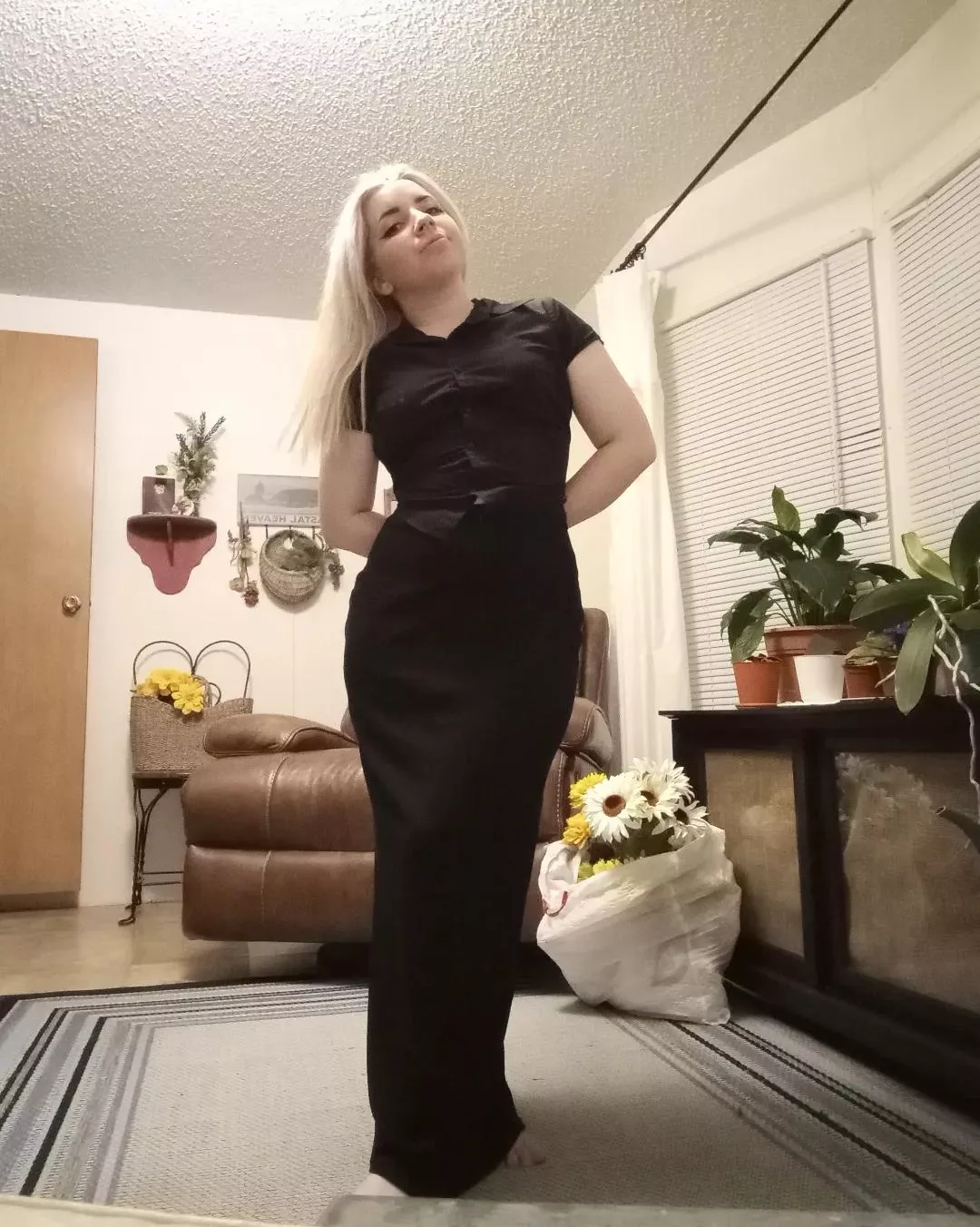 do you like my outfit 🥺