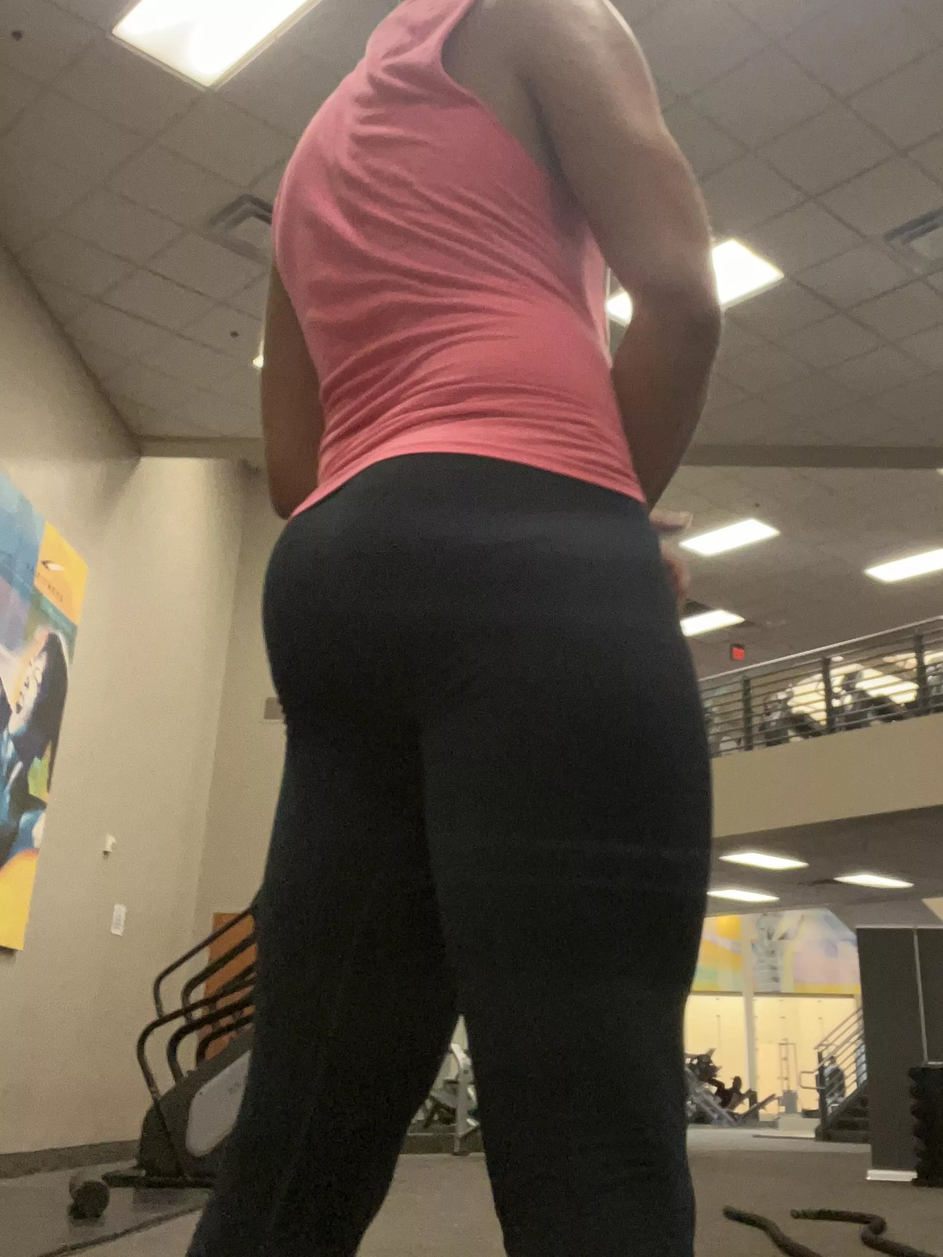 Finally comfortable showing off the results from squatting. Thoughts?