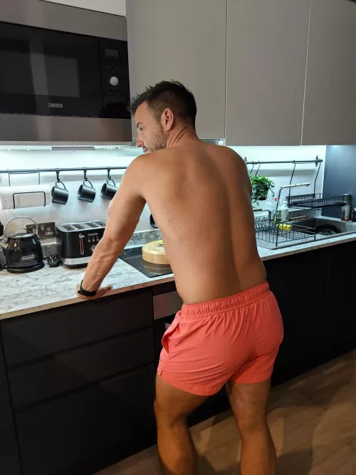 Happy Friday from me and my butt