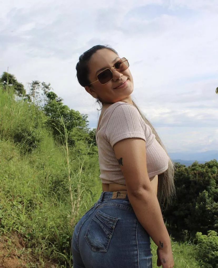 Hi my first post here☀️🇨🇴