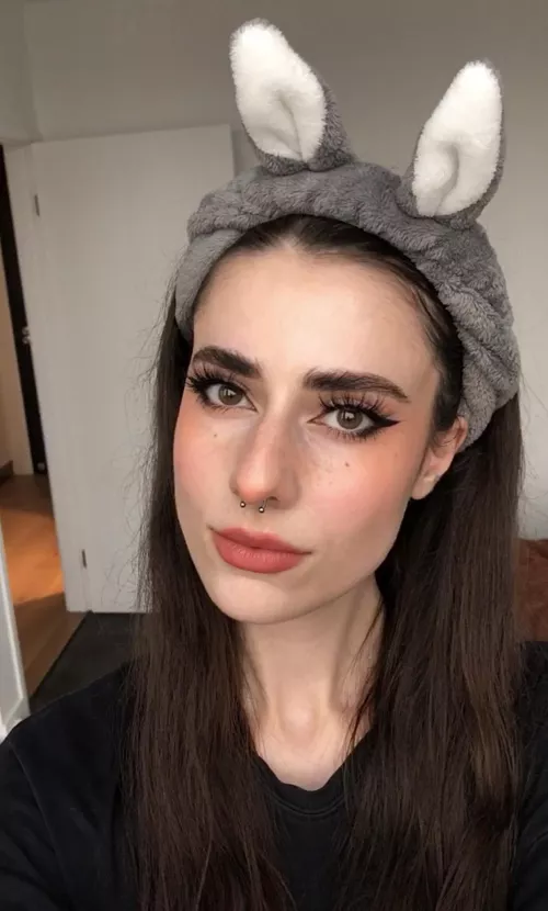 Hope everyone is having a great weekend 🐰