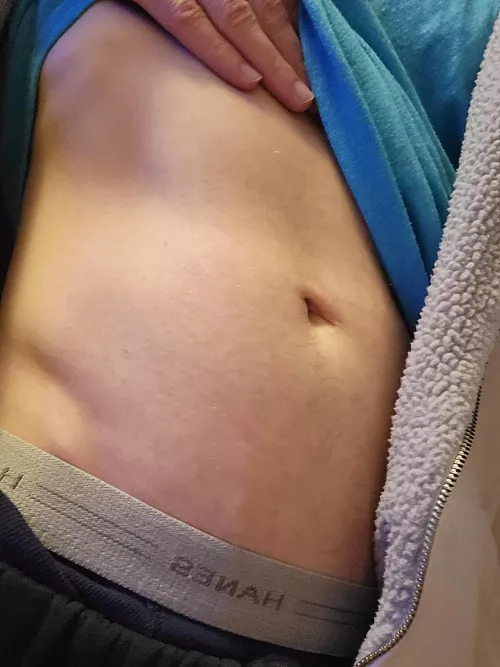 how you wanna play with your 5'3 105lb femboyy?