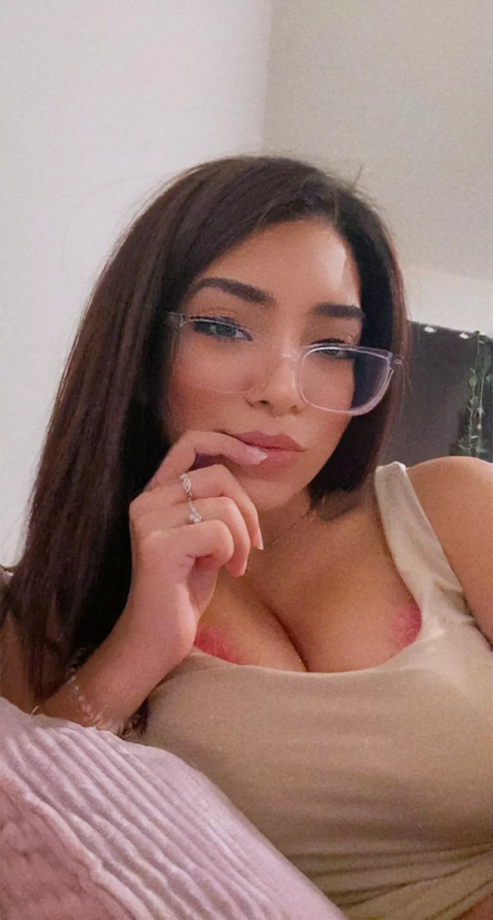 [IG] Are you into the girl next door type?