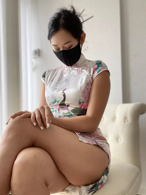 I’m your new Asian Goddess. Submit yourself to me.