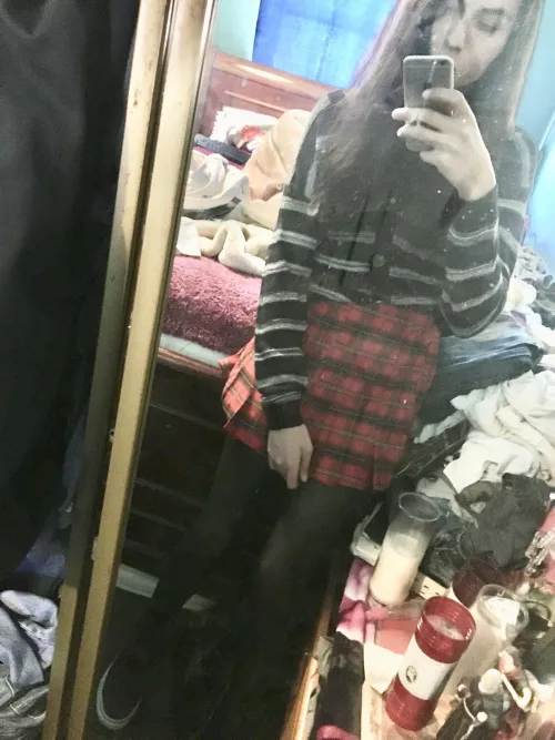 is this lutfit cute?