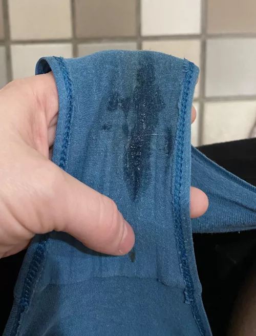 I’ve been so horny for hours. My clit is twitching 🍑💦🥵 (OC)