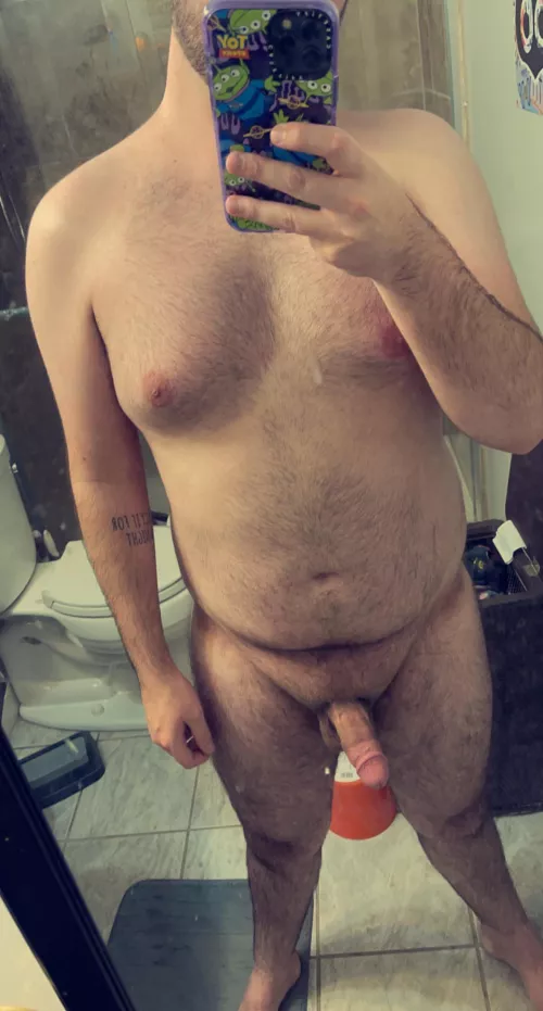 Just waiting for a bear to come use me. Dms open