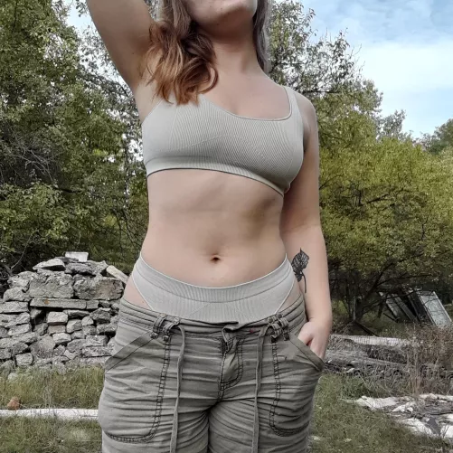 Loving this outfit [img]