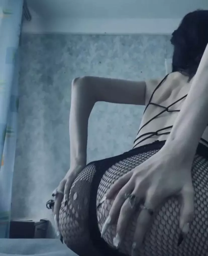 ripped my pantyhose?💦