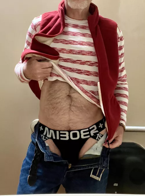You don’t have to be athletic to wear a jock, right?