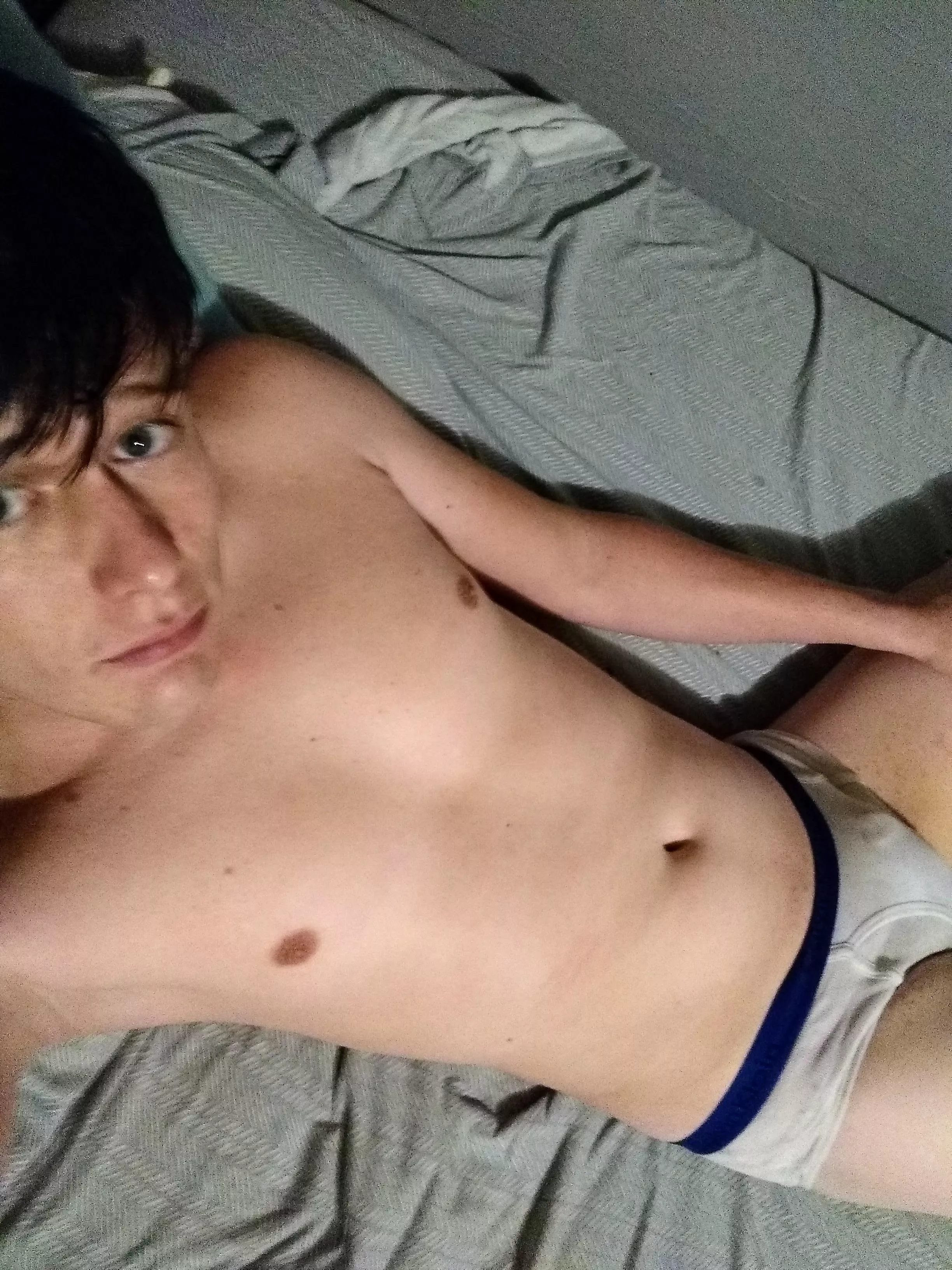 [24] anyone looking for a little twink to get kinky on? DM me 🤤