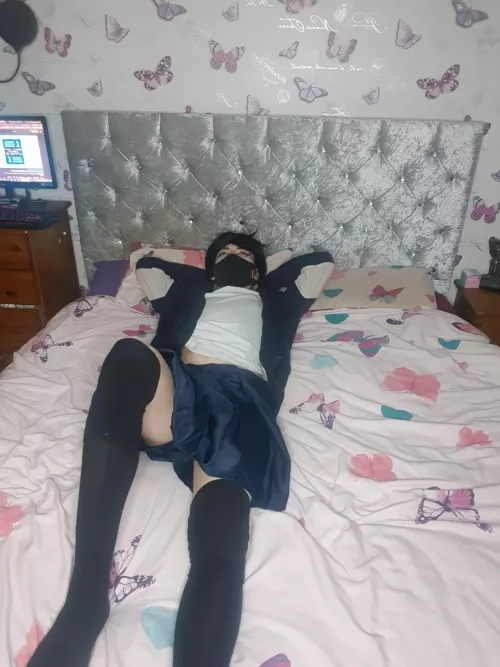 all this bed space and no cutue to share it with ;(