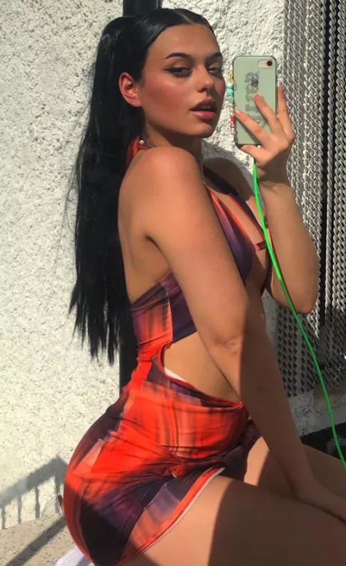 anyone interested in joining a tribute gangbang dm me