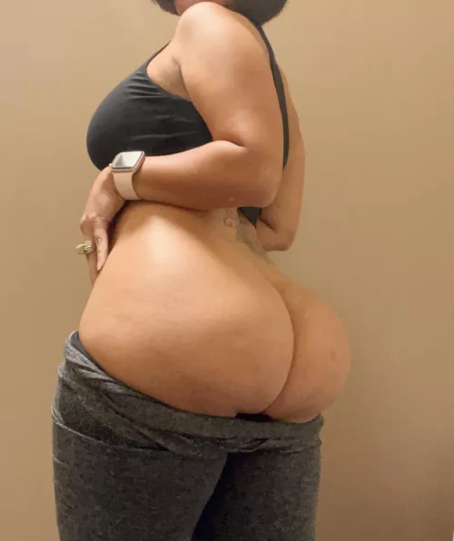 Can I sit in your face [f]