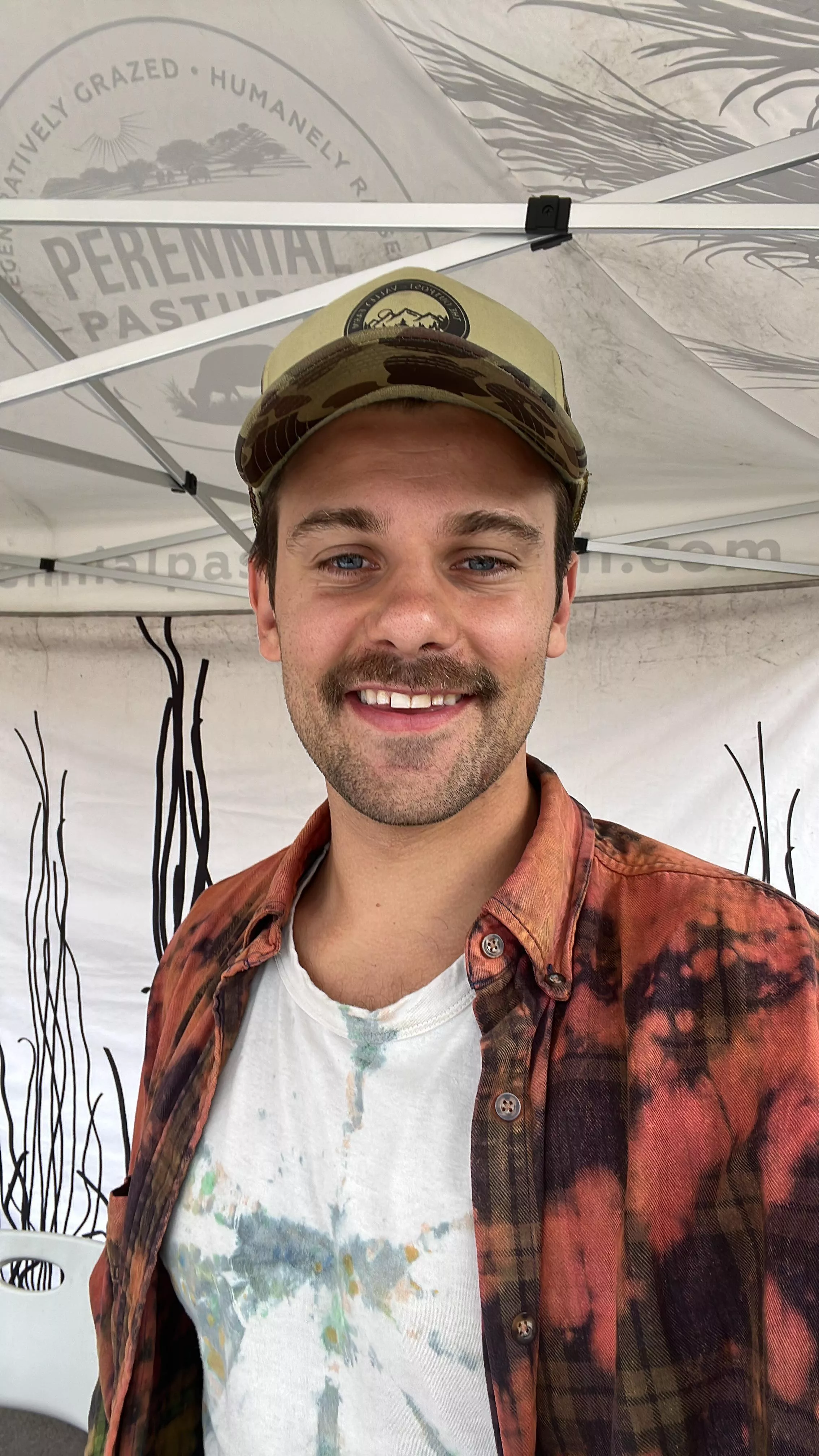 Farmers market selfie! Would you buy beef from me?