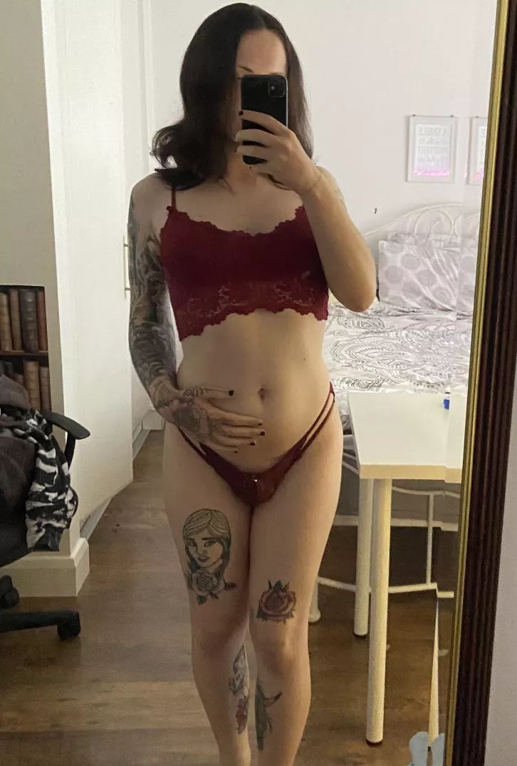 Feeling needy today 👉👈🥺