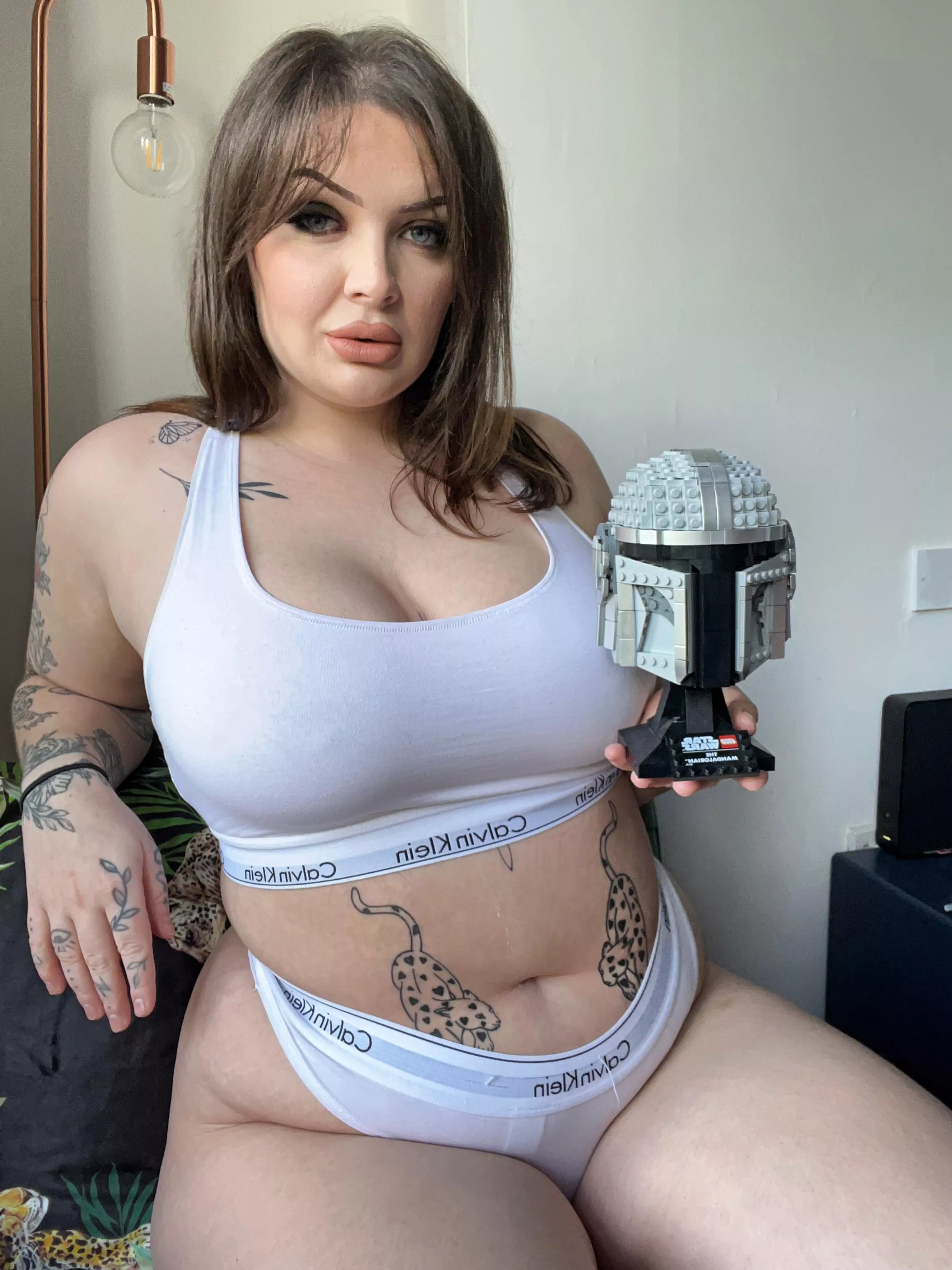 I’ve shown you my helmet.. now let me see yours 😈💦