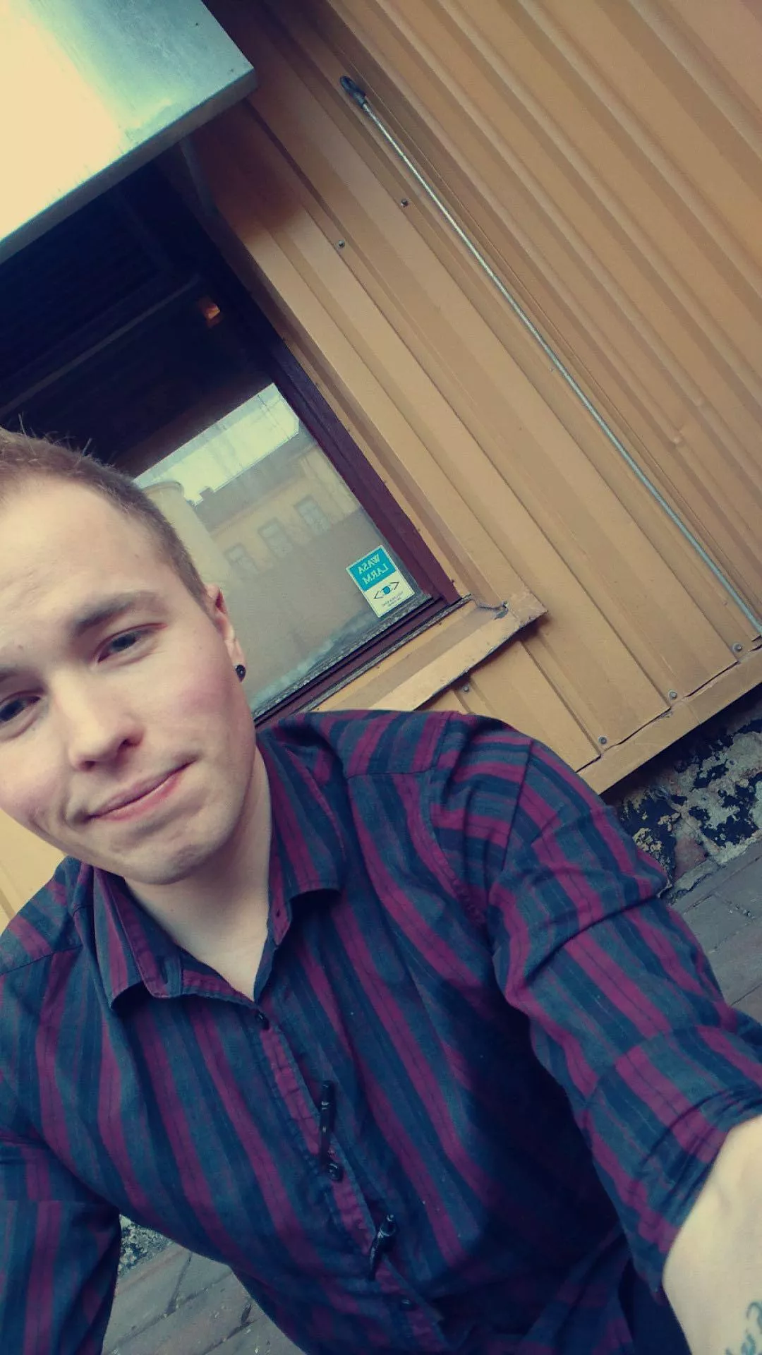 Last day of vacation before getting back to work, anyone up for a chat?