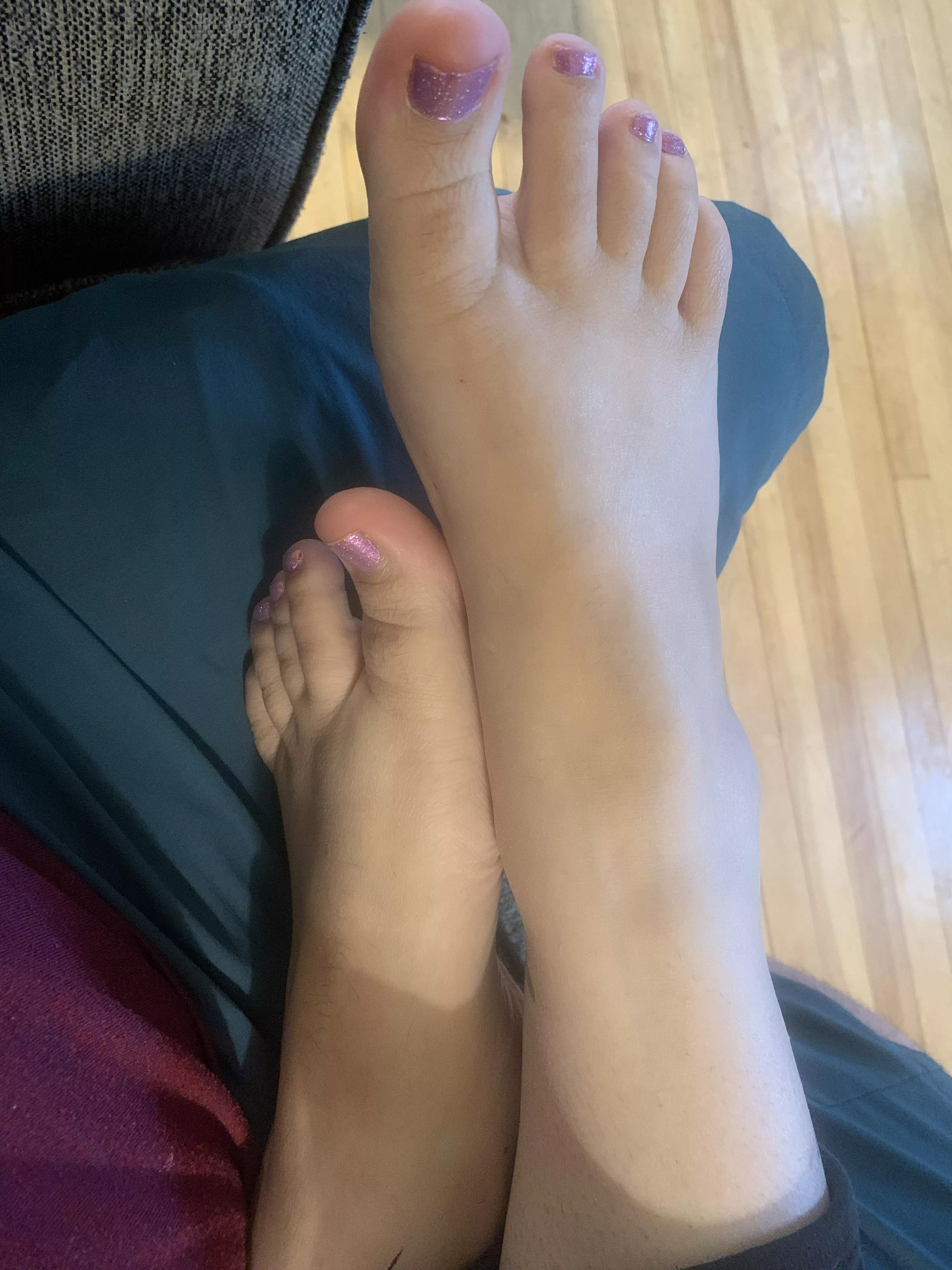 Lazy Sunday …. Rub them?