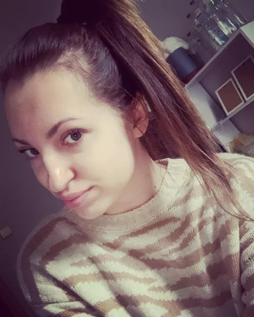 Mmm sub free to see that ass 🥵