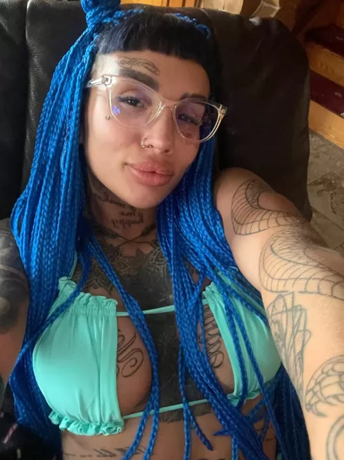 My ex never went down on me.. guess why he’s my ex