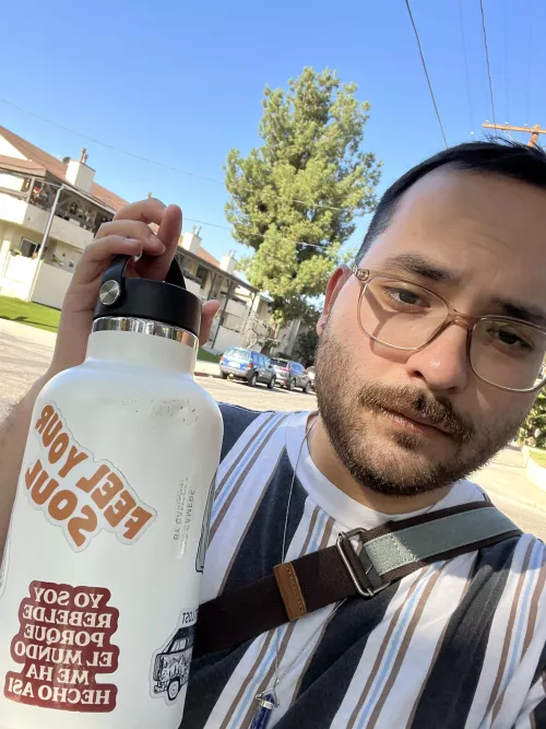 Shorter cut, but I liked the lighting. Happy Sunday 😌