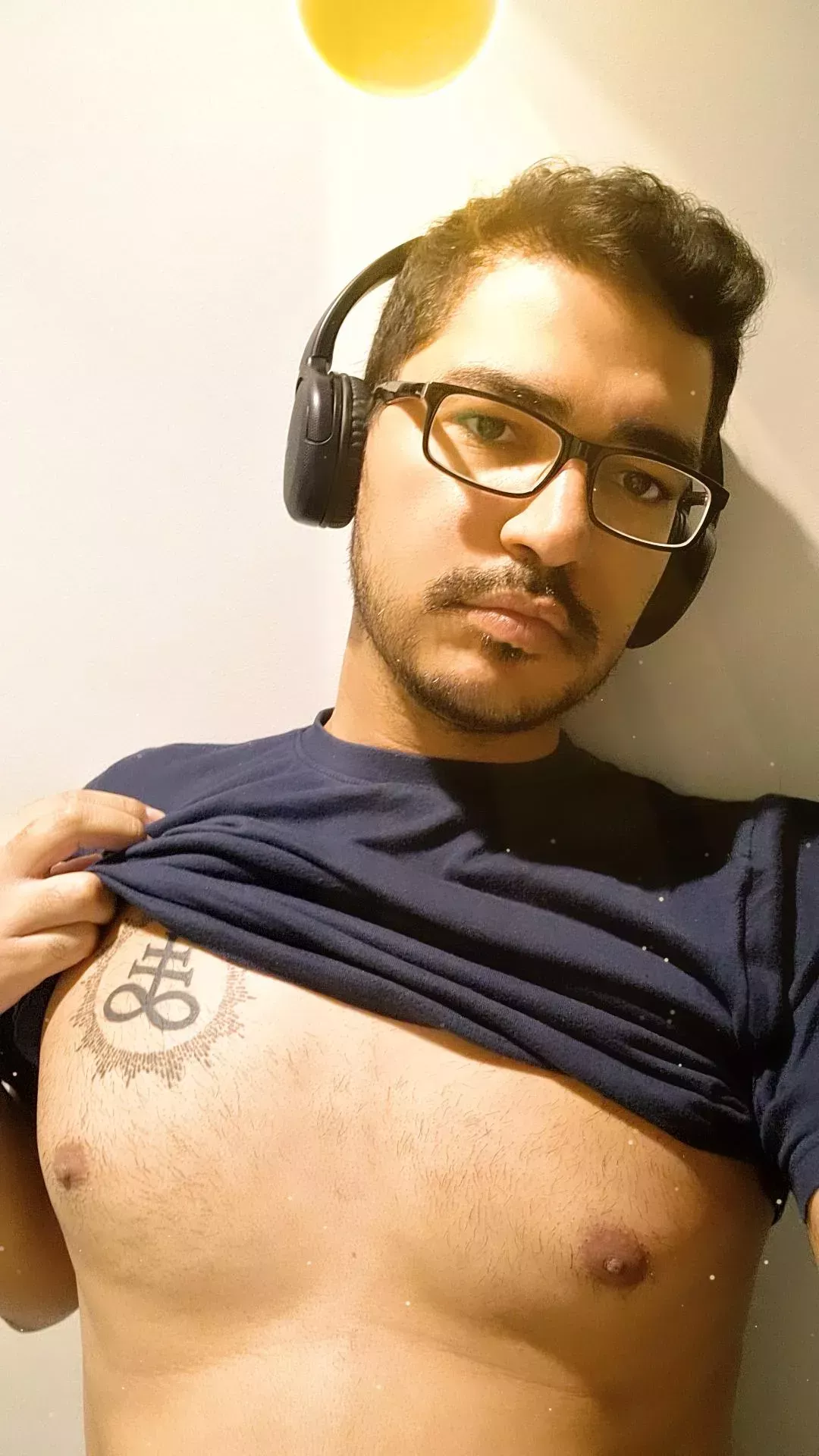 Took a break from gaming to give you this bad chest reveal lol