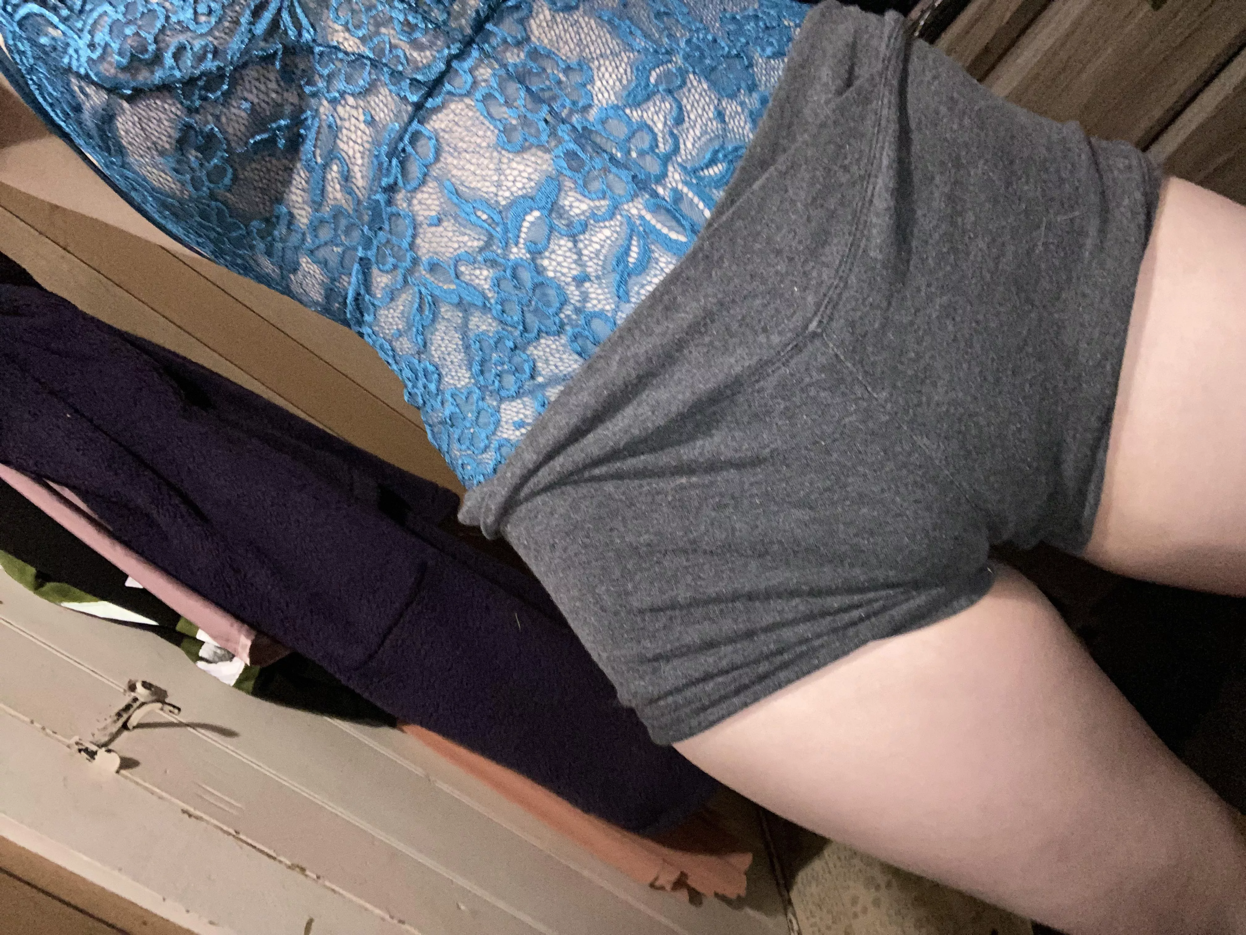 50% off your first month!! Why don’t you cum take a peek 😘😘 links in comments and bio Subscribe https://onlyfans.com/just_jessxo