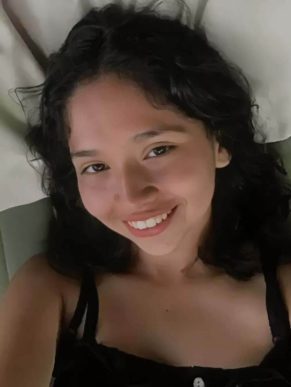 Anyone think they can trib this cutie? Thanks to all!