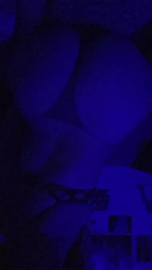 blue booty ;) of link in comments